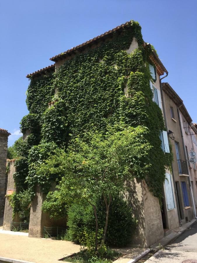 Вилла Entre L'Eglise Et La Place Кийан Экстерьер фото